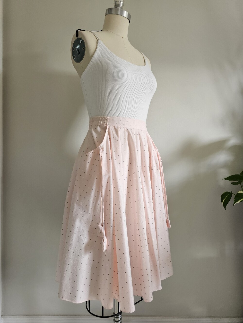 VINTAGE soft pink polka dot cotton flared midi skirt
